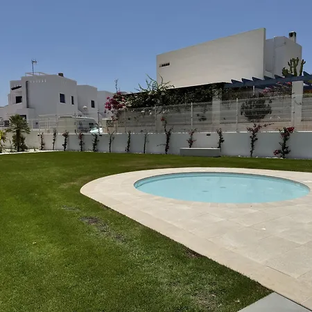 Con Piscina Frente Al Mar En Playa Apartment Mojacar